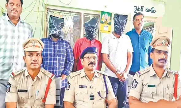 Untitled_4_copy_b782a67418_V_jpg--625x351-4g