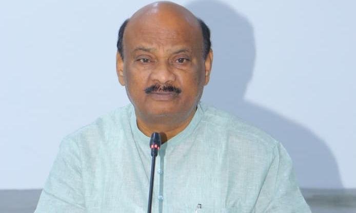 పవిత్ర ఆలయాల్లో రాజకీయాలు వద్దంటూ వైసీపీపై విమర్శలు:స్పీకర్ అయ్యన్న