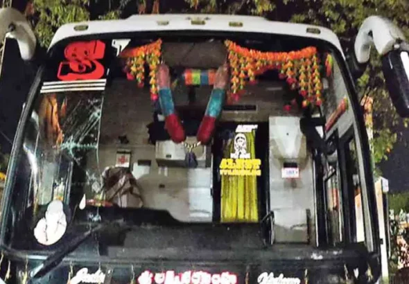 markapuram-private-travels-_V_jpg--816x480-4g (1)