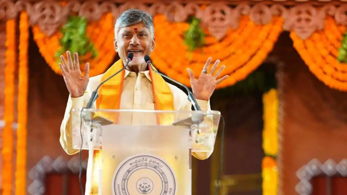 పరిపాలన సంస్కరణలపై చంద్రబాబు ఫోకస్.. జిల్లా కలెక్టర్లకు తాజా ఆదేశాలు