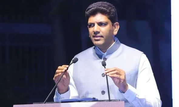Pemmasani_Chandra_Sekhar_cd58f7f80e_V_jpg--625x351-4g